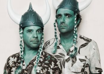 Xavo Giménez porta el seu humor ‘àcid’ al Micalet amb l’estrena de ‘De fora vindrem’