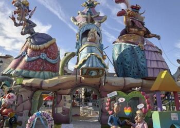 Cs demana constituir comissions que elaboren plans alternatius per a celebrar les Falles i les principals festes de Gandia en 2021