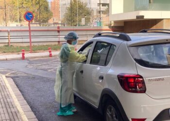 La Comunitat Valenciana suma 590 nous casos, cinc morts i 23 brots, un amb 27 afectats a Onda