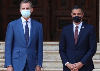 Felip VI i Sánchez viatjaran divendres a Barcelona després de la polèmica del lliurament de despatxos