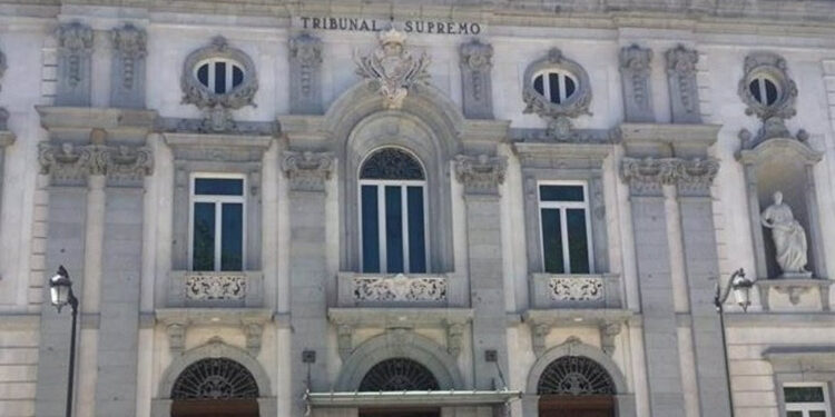 El Suprem es ratifica en l'anul·lació de part del decret de l’ús del valencià en l'administració