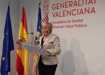 La Comunitat Valenciana restringeix el consum en taulells i prorroga el tancament de l’oci nocturn