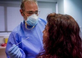 La Comunitat Valenciana torna a batre rècord de contagis de coronavirus, amb 2.341, i registra 39 defuncions