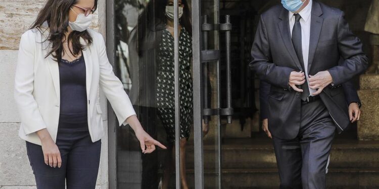 Oltra defèn el diàleg després de les discrepàncies amb el PSPV: «En política ningú té veritats absolutes»