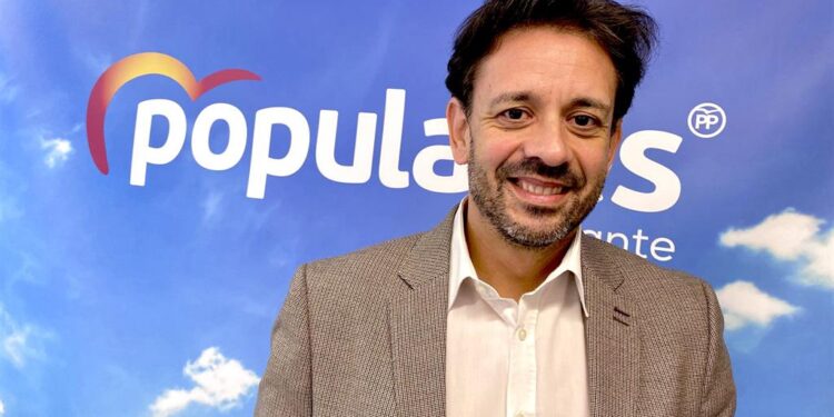 El PPCV demana al Consell que deixe de «falsejar» les dades del Covid i critica que hi ha un «ball de xifres aterridor»