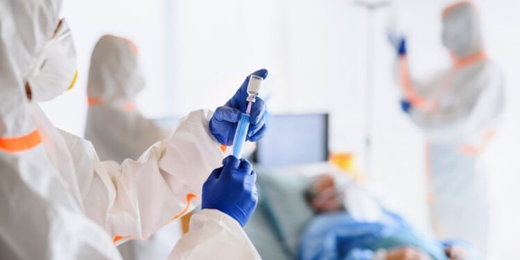 Sanitat registra 21.908 nous casos de Covid-19 a Espanya, 9.606 en les últimes 24 hores, i 368 morts