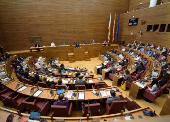 El PSPV assegura que no se’n van a apujar els sous i Unides Podem plantejarà una esmena per a impedir-ho «si cal»