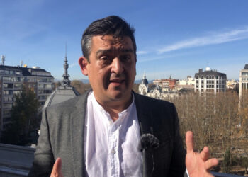 Compromís reclamarà mesures per al professorat interí en la LOMLOE, reforç de llengües i música i que els periodistes puguen impartir continguts