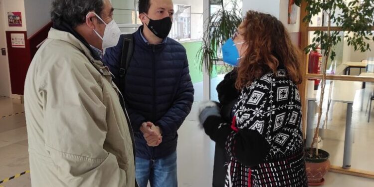 Castelló garanteix el bon manteniment de la calefacció als centres per facilitar la ventilació de les aules