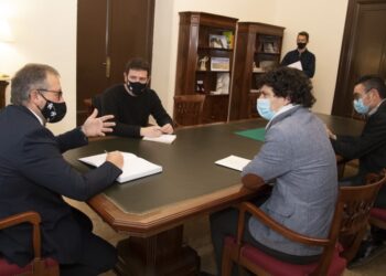 Martí i Remolar estudien com abordar la finalització del Palau-Castell de Betxí