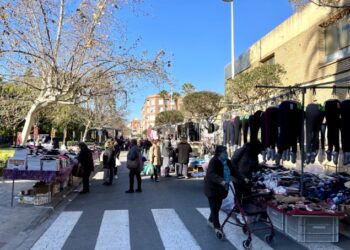 Compromís celebra que el mercat ambulant torne a Montcada