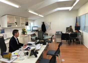 Gil: “És lamentable l’ardit del bipartit per a copiar la nostra iniciativa de cessió d’espais per a la vacunació”