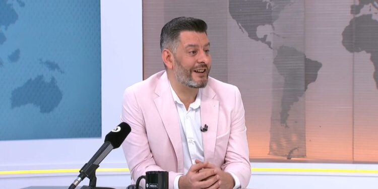 Carlos Galiana: «Tirar petards enguany no està permés»