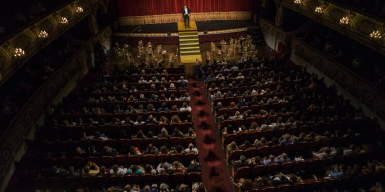 54 nominats per a 18 categories en els Premis de les Arts Escèniques Valencianes d’enguany