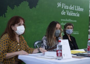La Fira del Llibre, escenari de la presentació dels Premis Literaris Ciutat de València