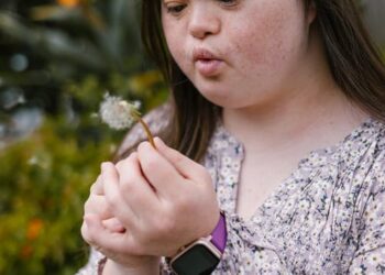 Servicis Socials i la Fundació Asindown col·laboren en el projecte “La mare que va”