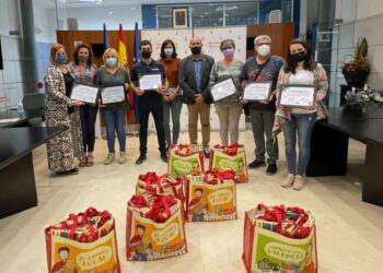 Massamagrell entrega els seus primers premis i guardons per l’ús del valencià en el comerç local