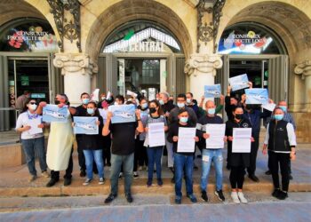 Giner: “Si els ciutadans no dormen, Ribó tampoc hauria de dormir”