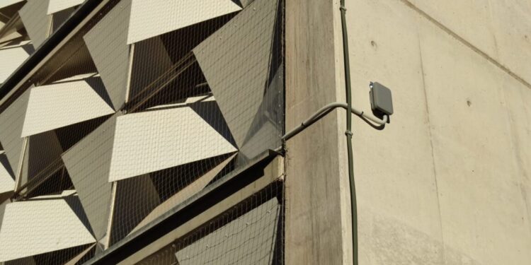 Wifi4EU arriba als carrers de Natzaret i Sant Marcel·lí amb 6 nous punts de connexió segura i d’alta velocitat