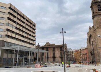 La plaça Ciutat de Bruges s’obri de nou a la ciutadania, després de la seua remodelació