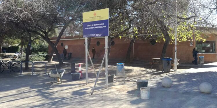 Comencen les obres de remodelació de la zona d’accés al Parc Gulliver