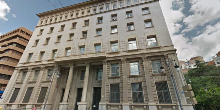 L’Ajuntament calcula en 12 milions d’euros la rehabilitació de l’antic edifici d’Hisenda, a Guillem de Castro, per tal d’ampliar els servicis municipals