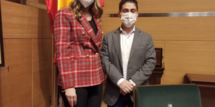 Ciutadans critica que el govern de la Diputació avale al ministre Garzón enfront del sector ramader