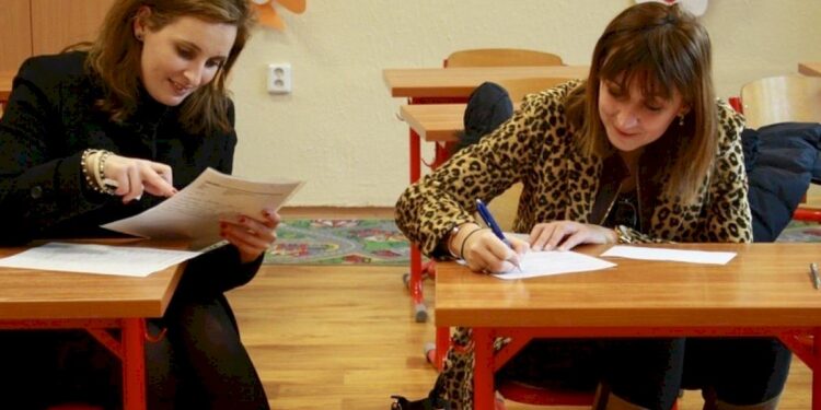 Més de 450 persones participaran en els cursos de la Escola de Mares i Pares