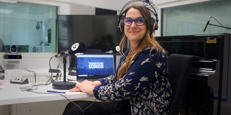 La ràdio d’À Punt programa una setmana especial pel Dia Mundial de la Ràdio