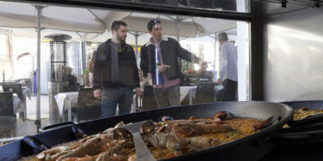 ‘Zoom’ busca la recepta original de la paella