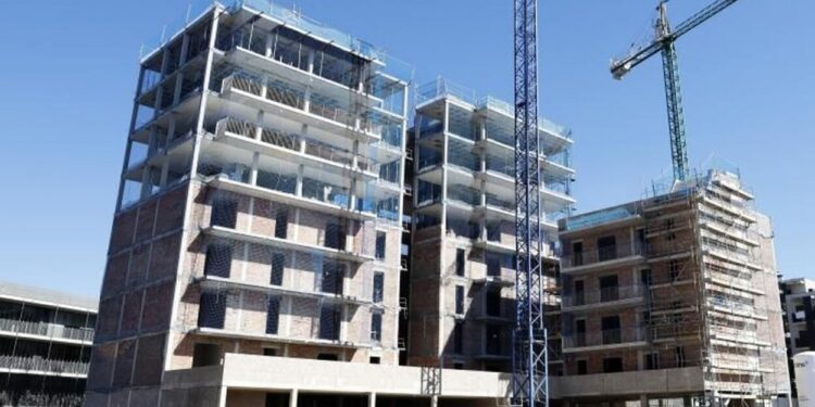 Gir en les hipoteques: l’euríbor puja i torna a encarir els préstecs